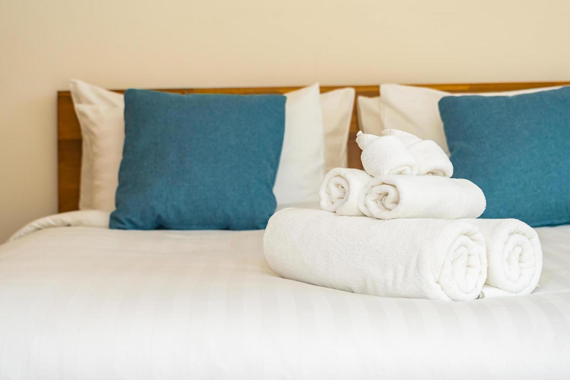 Aparthotel Riviera: Spacious 3-Bedroom with Sea View in Old Town Nice Exterior photo